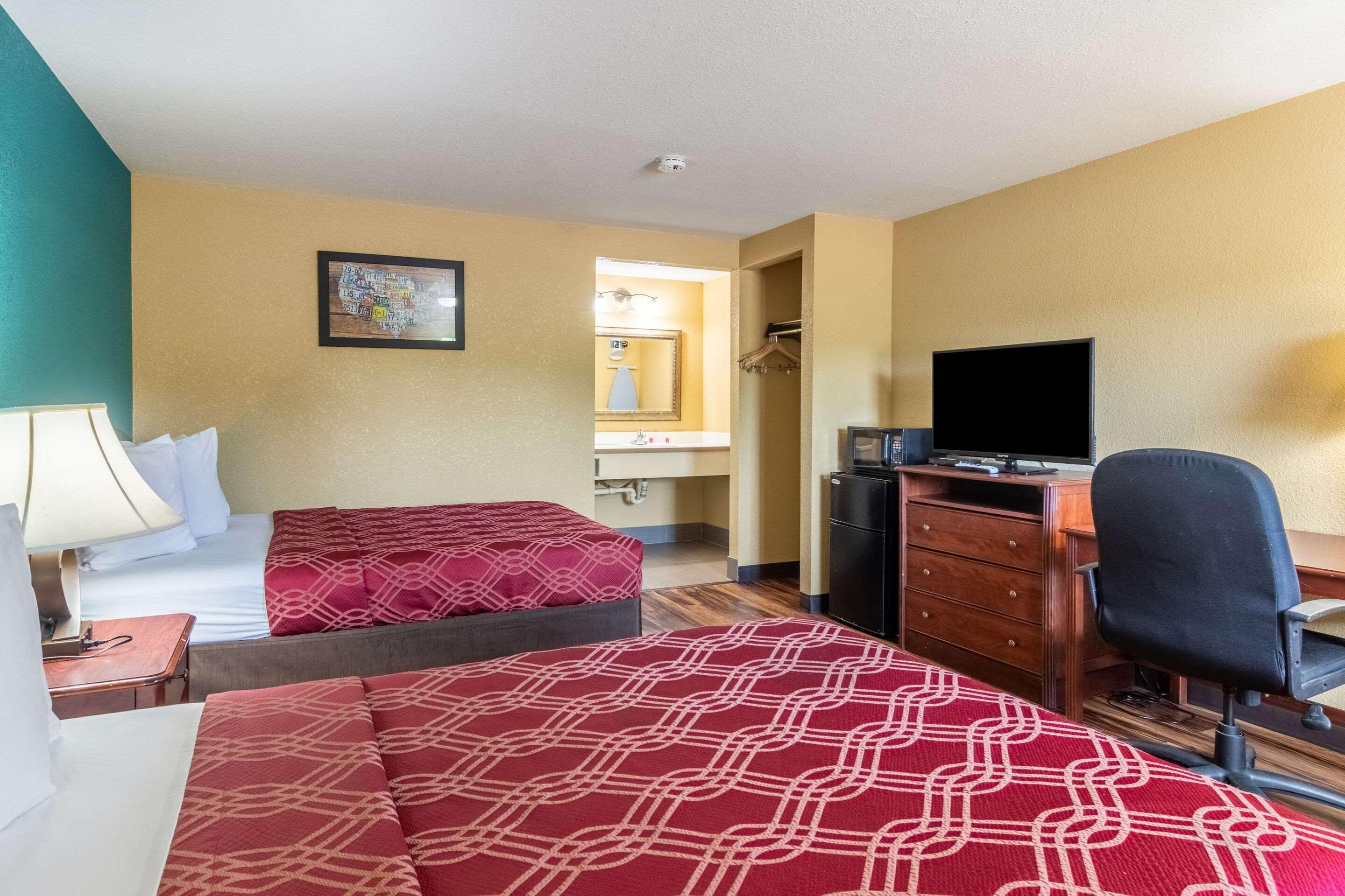 Econo Lodge Hotel Bradford Luaran gambar