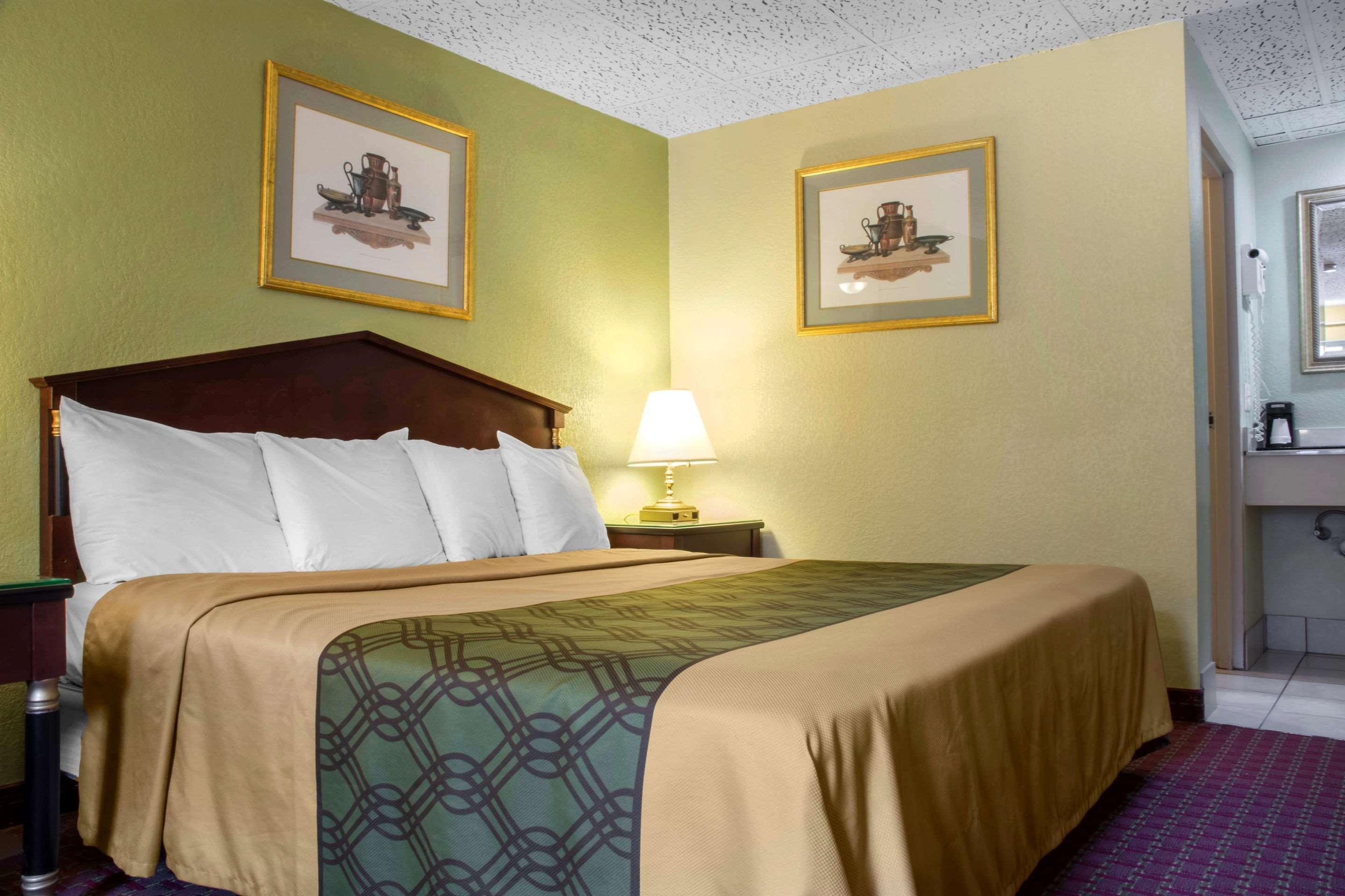 Econo Lodge Hotel Bradford Luaran gambar