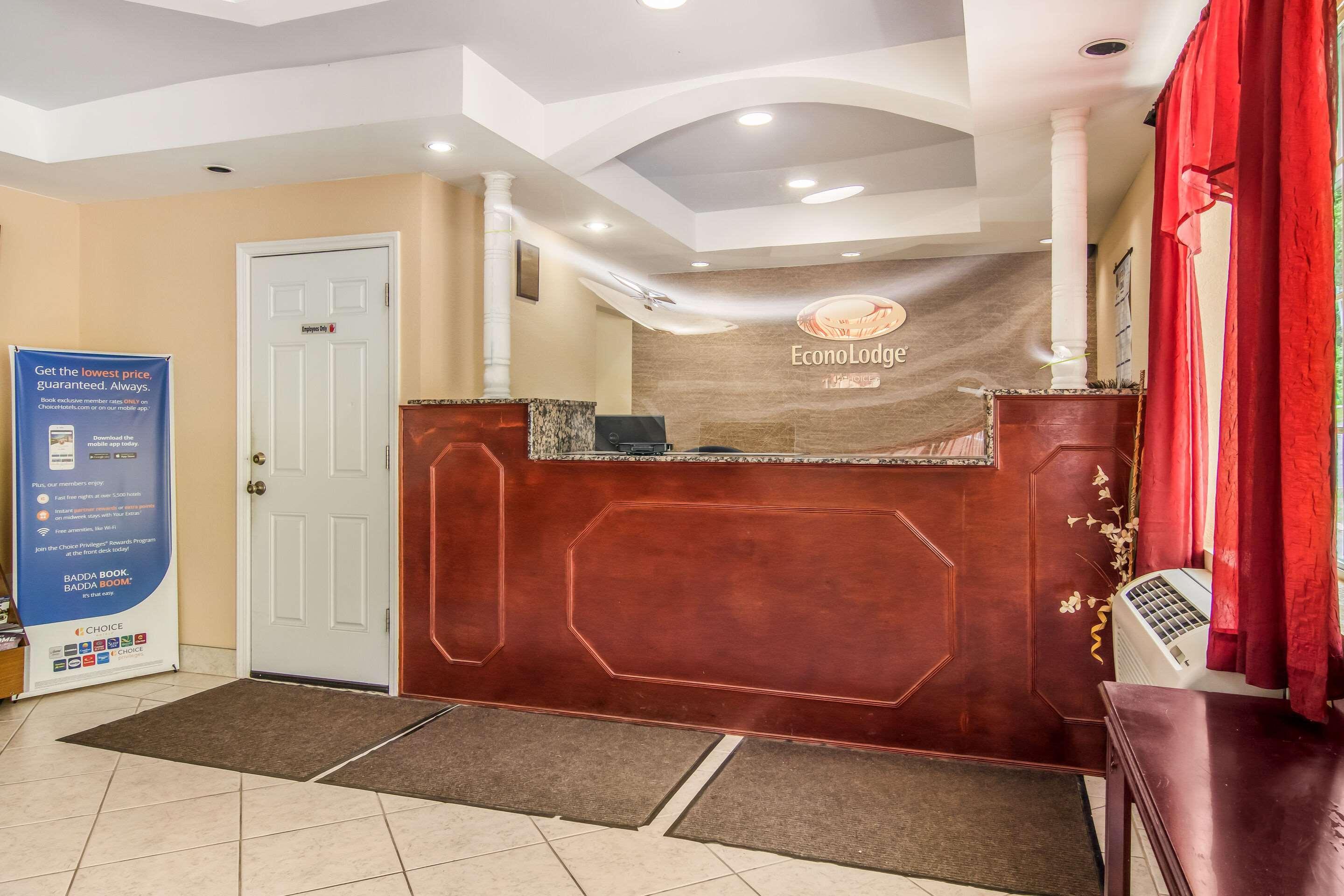 Econo Lodge Hotel Bradford Luaran gambar