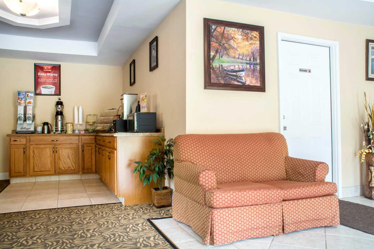 Econo Lodge Hotel Bradford Luaran gambar